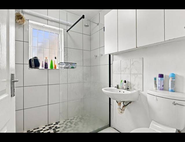 2 BEDROOM PROPERTY TO RENT IN MAITLAND